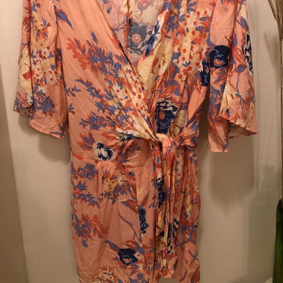 Romper - Picture 1 of 3